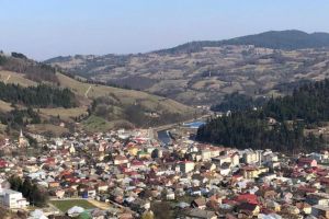 Schimbare cu „cântec” la Spitalul din Câmpeni. Primarul oraşului: „Cum puteţi pune UN CHELNER ÎN LOCUL UNUI ADEVĂRAT MANAGER”