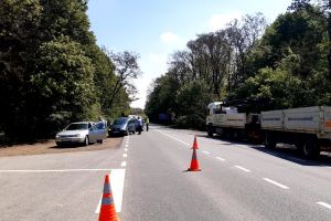FOTO Filtre ale Poliţiei la toate ieşirile din Botoşani. Sunt stopate intenţiile de a pleca la iarbă verde