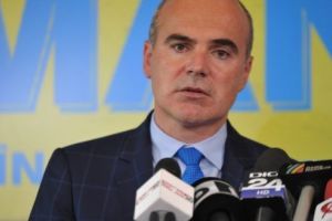 Rareş Bogdan le cere liberalilor să comunice ”corect şi coerent”