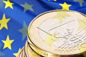Un miliard de euro de la Comisia Europeană pentru IMM-uri: Cum vor fi distribuiţi banii