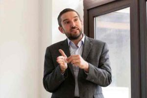 Horea Mihai Badau, Profesor-cercetator la Universitatea din Nisa: „In acest moment exista doi virusi in Romania”