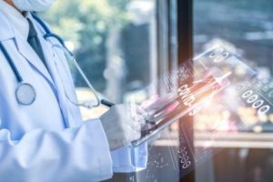 STUDIU. Noul coronavirus ar putea rămâne în plămânii pacienţilor vindecaţi