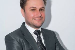 Încă o primărie din Botoşani va achiziţiona tablete pentru copii. Viceprimar: Vor fi 400 de tablete cu acces la internet