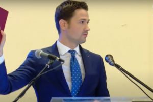 Cum să iei bani cu dobândă ZERO de la stat şi să dai împrumuturi cetăţenilor cu 600% pe an. IMM Invest, afacere pentru SECRETARUL GENERAL AL PNL, ROBERT SIGHIARTĂU