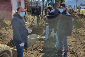 Coronavirusul nu împiedică execuţia canalizării în staţiunea Vama Buzăului