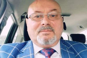 Mesajul dureros al fiicei taximetristului din Botoşani răpus de COVID- 19: Auzisem voci ale experţilor care spuneau că mulţi dintre noi ne vom pierde părinţii înainte de vreme