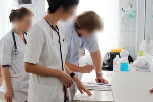 Cadre medicale din Tulcea, in cautarea dreptatii la Constanta. Revendicarile din instanta