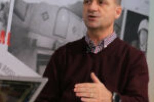 Petiţie pentru întoarcerea lui Adrian Cican la Spitalul Caransebeş