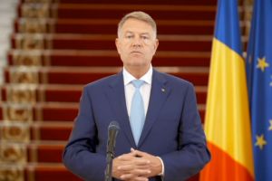 Klaus Iohannis: Din 15 mai intrăm în stare de alertă. Anumite măsuri se relaxează