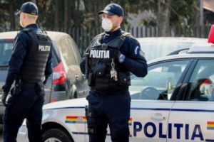 MĂSURI SPECIALE. Cum gestionează Poliţia Mureş focarul COVID-19 din Crăciuneşti