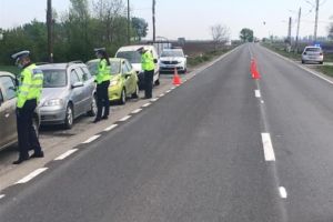 Totul a pornit de la minciuna pe care politistii braileni nu au inchitit-o / Acum s-a ales si cu dosar penal si cu o amenda grosolana