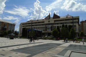 Consiliul Judeţean Harghita redistribuie 6% din impozitul pe venit către localităţi