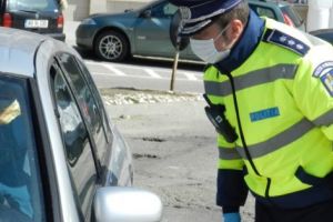 În continuare, SUTE de persoane VERIFICATE în judeţ