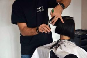 Saloanele de înfrumuseţare din Sibiu, pregătite pentru redeschidere – „Oamenii sună din 5 în 5 minute pentru programări”