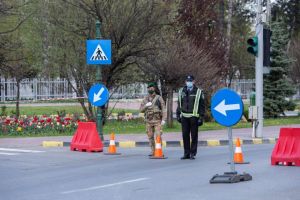 Restricţiile de circulaţie în zona spitalului vor fi ridicate parţial începând de astăzi