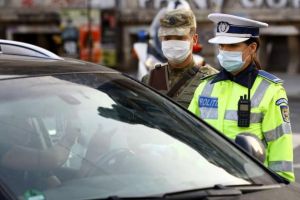 A încercat să-i păcălească pe poliţiştii sătmăreni cu o adeverinţă falsă. S-a ales cu dosar penal