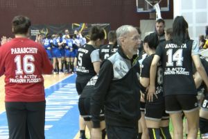 Activul ştie adversarul