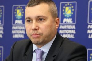 Liberalii propun 5.000 de tablete şi SIM-uri pentru copii din Mureş