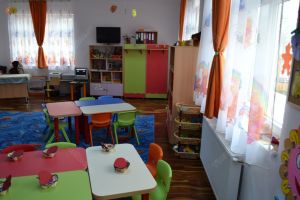 Calendarul şi procedura de (re)înscriere a copiilor la grădiniţă