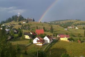 Autorii celor 21 de spargeri date în case de vacanţă de pe Bârgău, trimişi în judecată