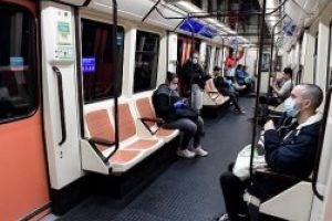 Un număr record de 5,2 milioane de spanioli primesc ajutoare de şomaj