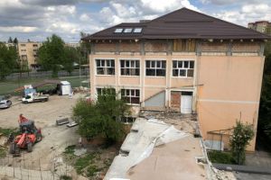 Reparaţiile la unităţile de învăţământ din Braşov încep mai devreme