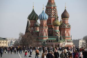 Fenomen: Medici ruşi cad pe geam, după ce devin critici la adresa sistemului