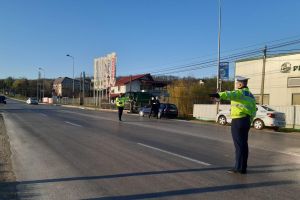 Șofer tras pe dreapta de poliţiştii botoşăneni. Motivul pentru care a primit o amendă de 10.000 lei