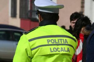 O parte din poliţiştii locali ar putea intra în grevă japoneză, în urma afirmaţiilor ministrului Marcel Vela