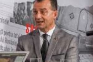 Ministrul Vela, ameninţat cu dezvăluiri care-l pot distruge: „M-aţi enervat! Știu că îmi pregătiţi dosare penale! M-aţi stârnit, nu iert şi nu uit!”