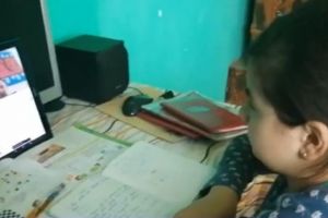 O fetiţă l-a rugat pe primarul unei comune să o ajute cu un telefon pentru lecţii: Voi plăti lunar din alocaţie. Nu vă voi dezamăgi