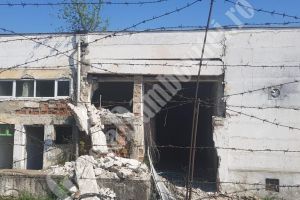 TÂRGOVIȘTE: Fosta fabrică de spirt, demolată pentru a face loc unui supermarket