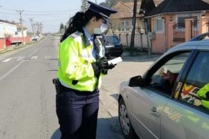 Sute de misiuni anti COVID-19 desfăşurate de Poliţia Mureş