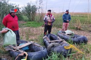 În plină prohibiţie şi fără teamă de coronavirus, 5 braconieri s-au ales cu dosare penale după ce au fost prinşi de poliţie la pescuit!