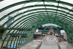 Calea ferată ce leagă Gara de Nord de Aeroport va fi gata în august. În cât timp va fi parcurs traseul