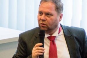 Profesorul Nicolae Ploeşteanu a avut dreptate! Amenzile COVID-19, neconstituţionale!