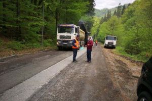 Transalpina şi două drumuri din Apuseni intră în reabilitare. Finanţare de peste 50 milioane lei pentru modernizarea infrastructurii rutiere din judeţ
