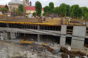 ADP Oradea: Parcarea de pe strada Braşovului, la nivelul doi (FOTO)