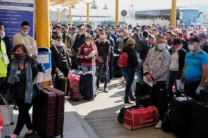 Zbor cu muncitori sezonieri din Germania către Aeroportul Târgu Mureş, neautorizat de autorităţi!