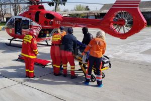 Un călugăr de la Mănăstirea Putna, infectat cu COVID-19, transferat în stare gravă la ...