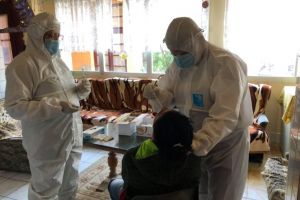 Peste 400 de persoane cu dizabilităţi şi copii, testaţi de către DGASPC