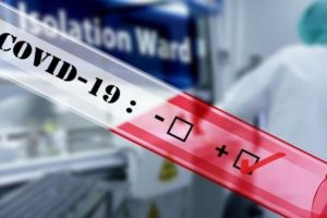 Bărbat din Mereni, angajat al unei firme de curierat, depistat cu COVID-19