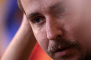 Anarhia începe să pară un concept mai organizat de guvernare