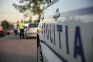 Mare greseala! Pe principiul “las-o ma ca merge asa” si-a pus singur numere de inmatriculare pe masina si a pornit la plimbare prin Braila