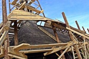 Premiu european acordat Ambulanţei pentru monumente, voluntari care readuc la viaţă şi biserici de lemn din Timiş