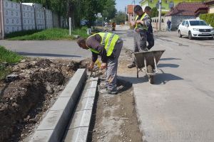 Va fi cu sens unic. Modernizarea străzii Octavian Goga urmează să fie finalizată la jumătatea lunii mai (FOTO)