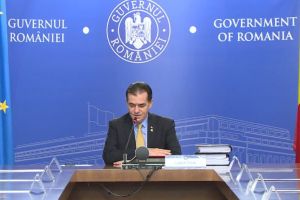 Cine va primi măşti gratuite? Decizia Guvernului