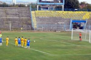 FRF propune o dublă între CS Minaur şi ACS Fotbal Comuna Recea pentru promovare