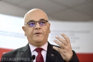 Editorial: Raed Arafat ar trebui să-şi dea demisia!