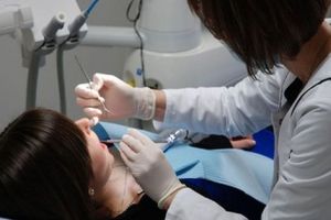 Vom plăti mai mult pentru consultaţiile stomatologice. Medic din Botoşani: Costul ridicat al măsurilor va cădea efectiv pe umerii pacienţilor